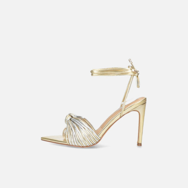 Zapatillas Leia doradas