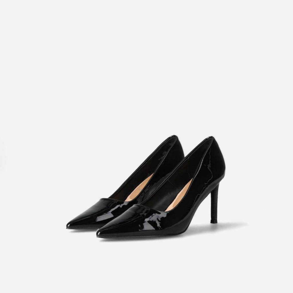 Zapatillas Ivonne negras