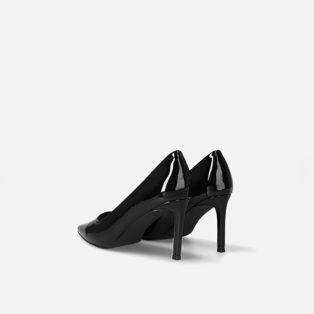 Zapatillas Ivonne negras