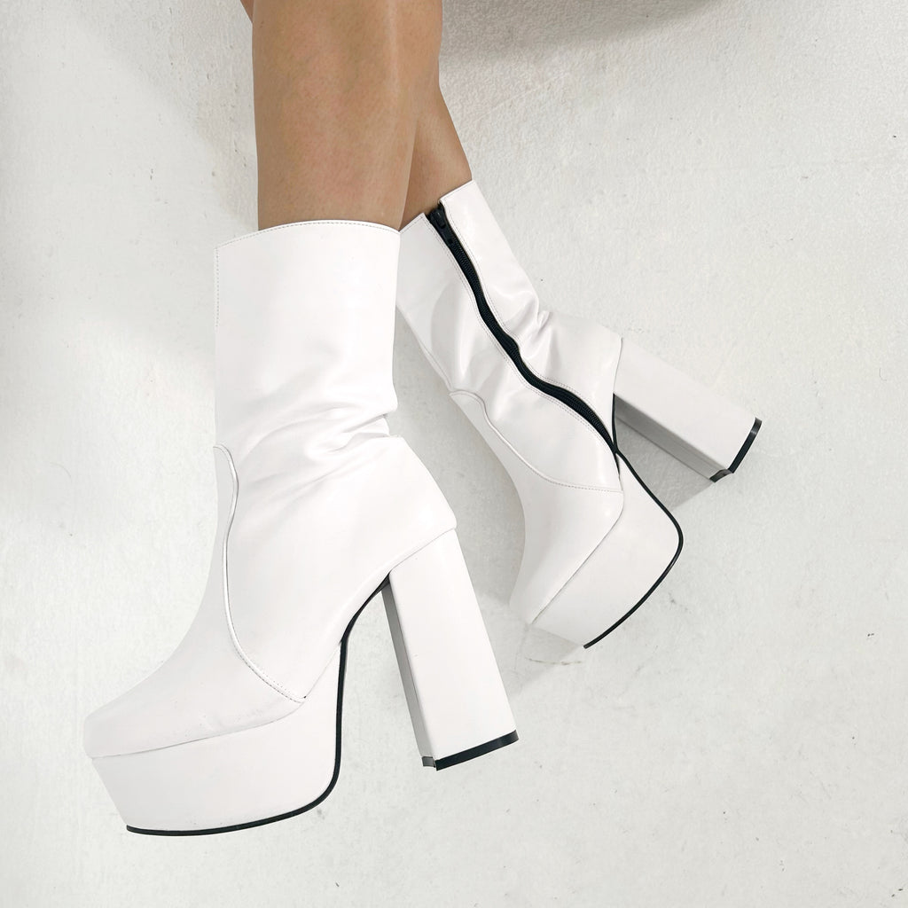 Botines Alessa blancos