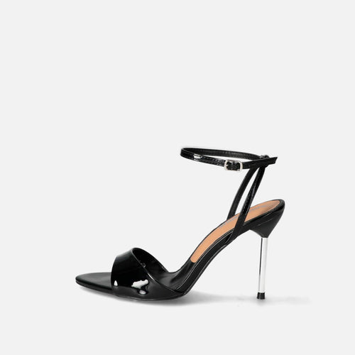 Zapatillas Ivana negras
