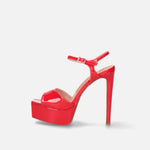 Zapatillas Cosmopolitan rojas